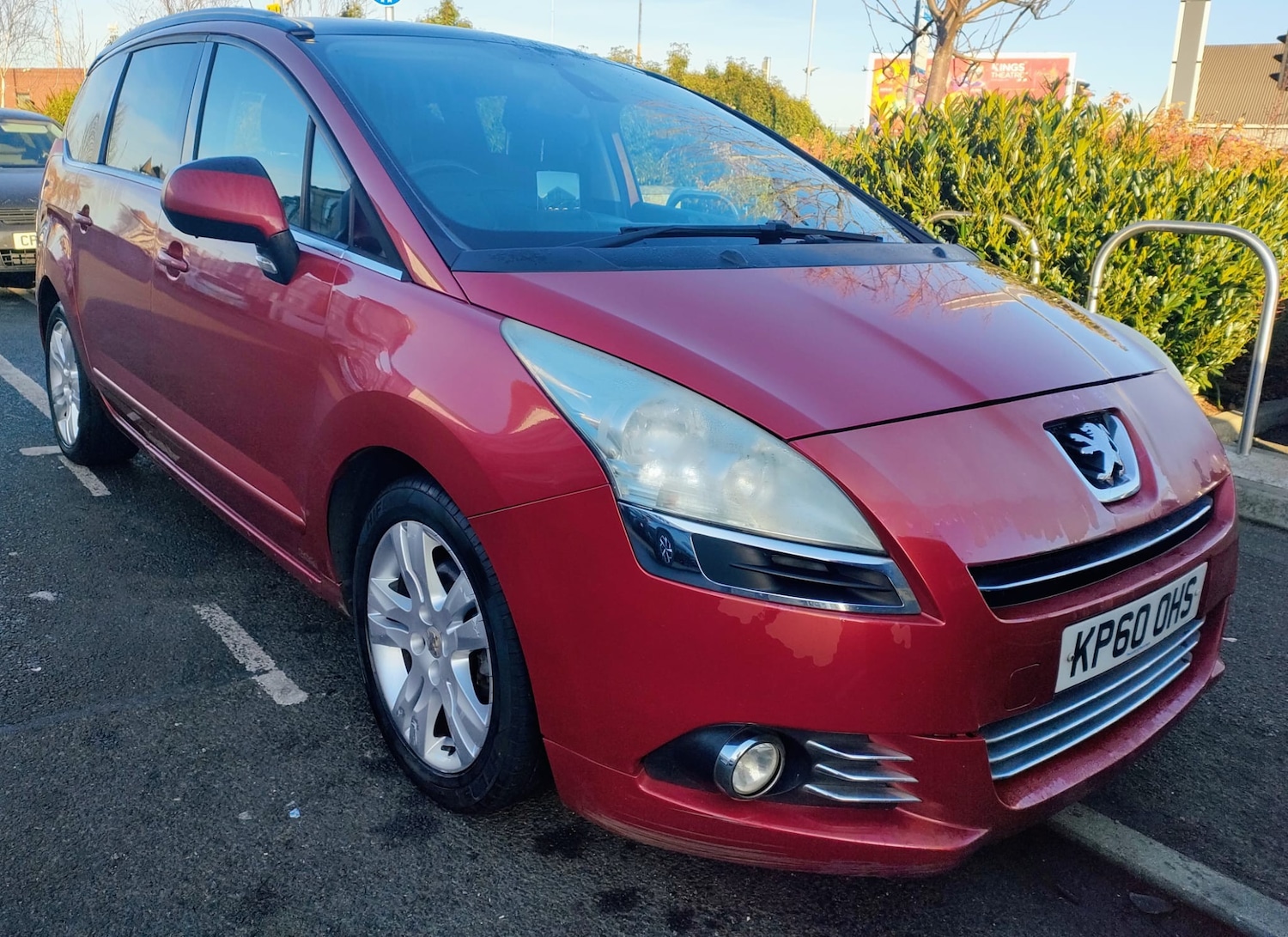 Used Peugeot 5008 2010 for sale - 76943012: Photo 1