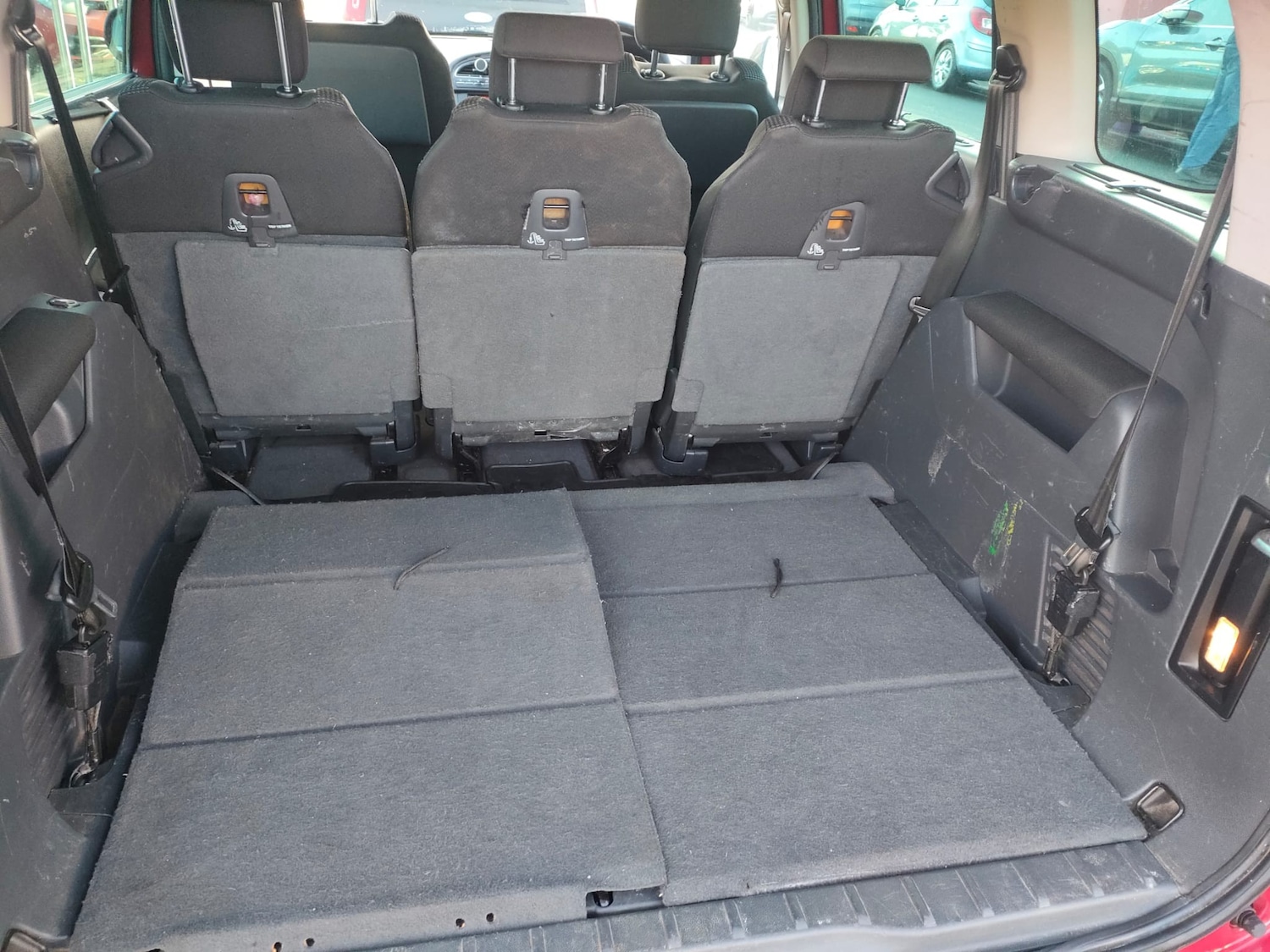 Used Peugeot 5008 2010 for sale - 76943012: Photo 7