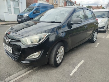 Used Hyundai i20 2013 for sale - 79073386: Photo