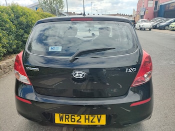 Used Hyundai i20 2013 for sale - 79073386: Photo