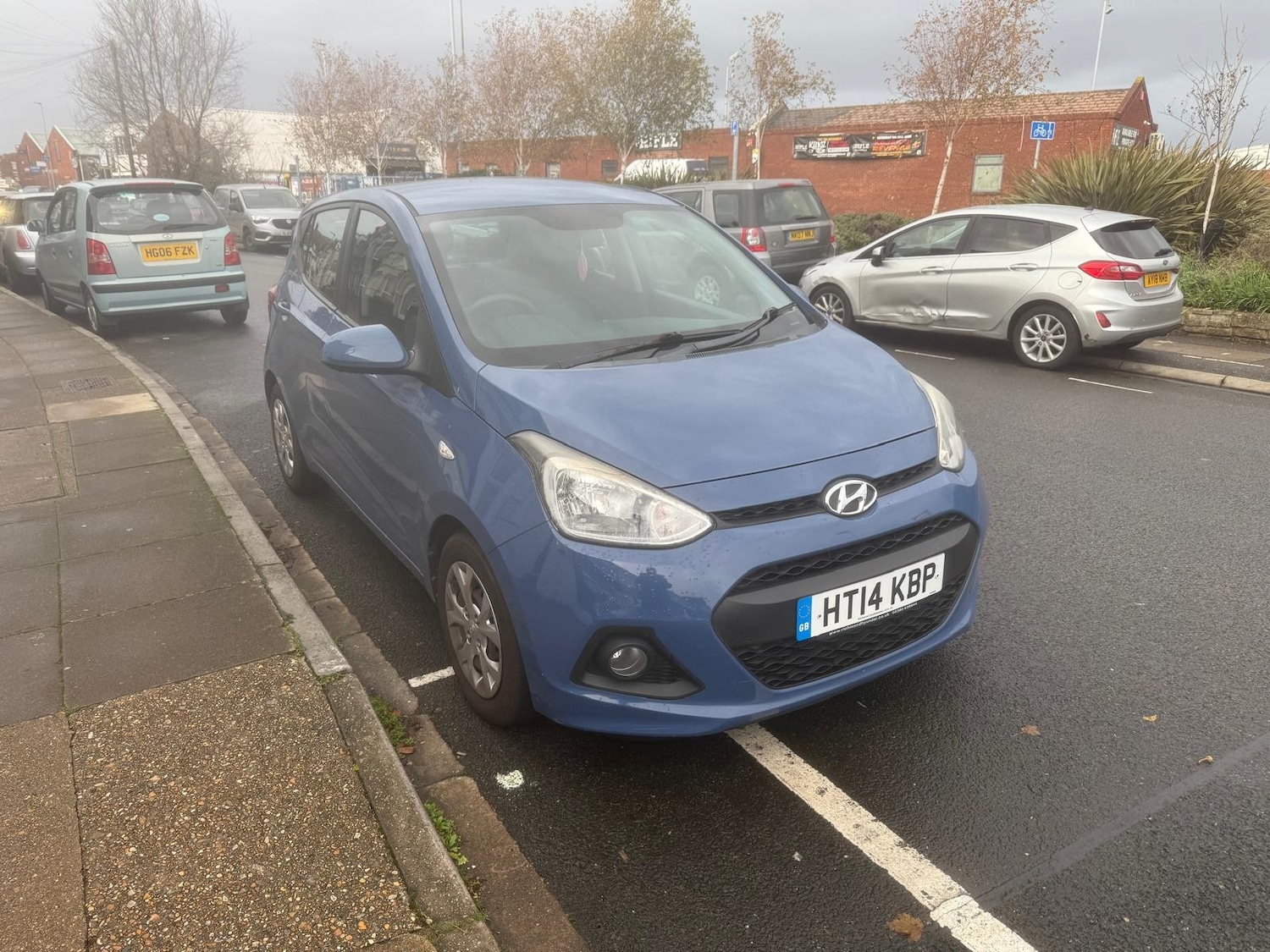 Used Hyundai i10 2014 for sale - 76625736: Photo 4
