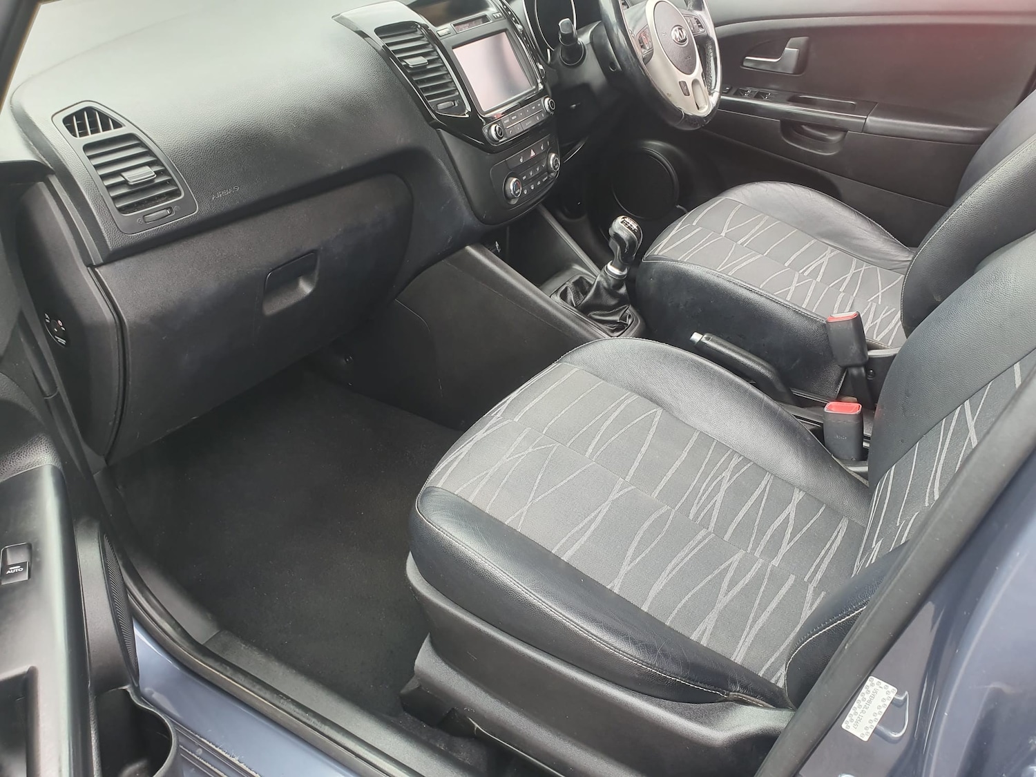 Used Kia Venga 2015 for sale - 76334658: Photo 11