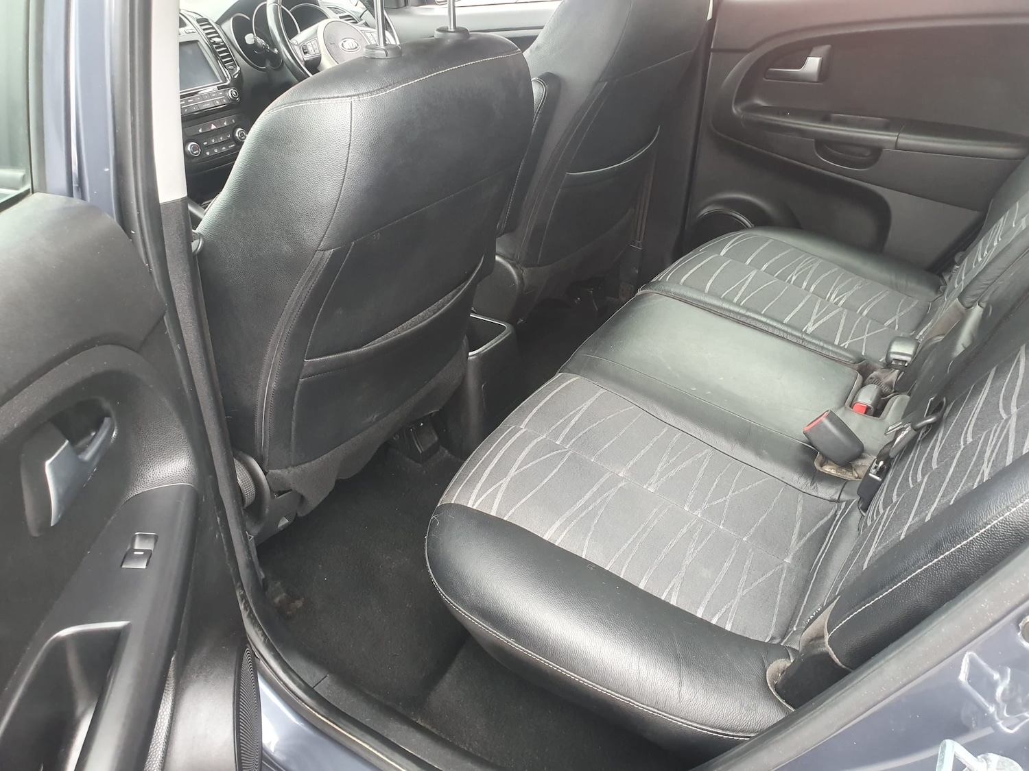 Used Kia Venga 2015 for sale - 76334658: Photo 12