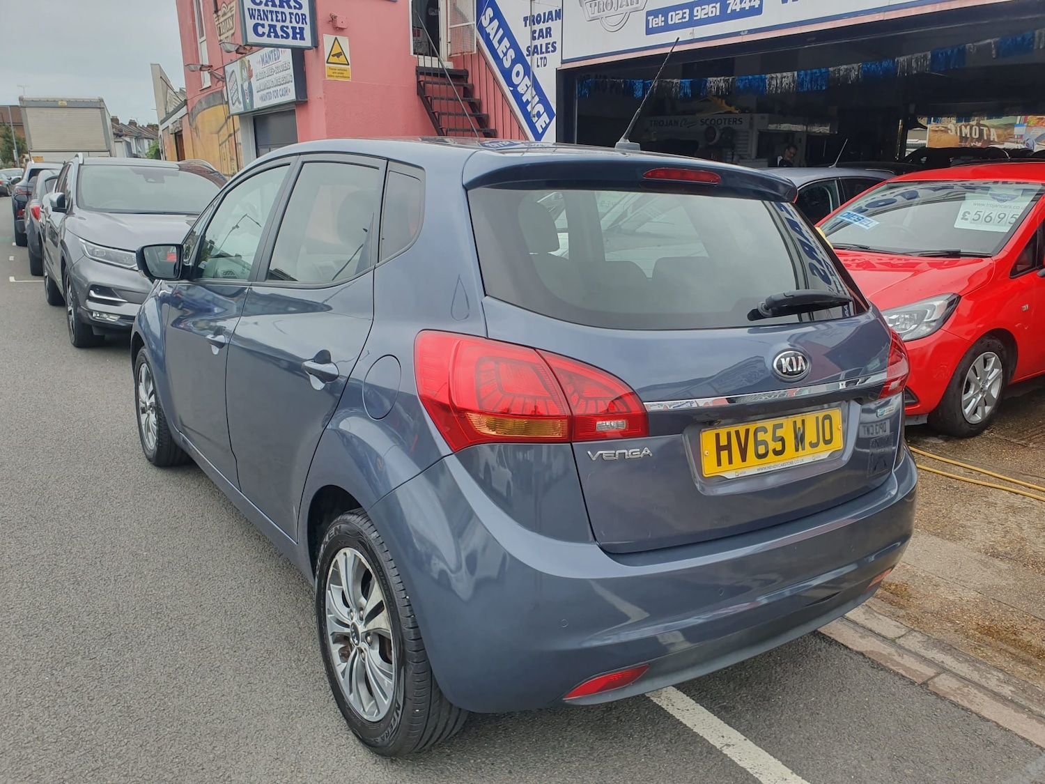 Used Kia Venga 2015 for sale - 76334658: Photo 2