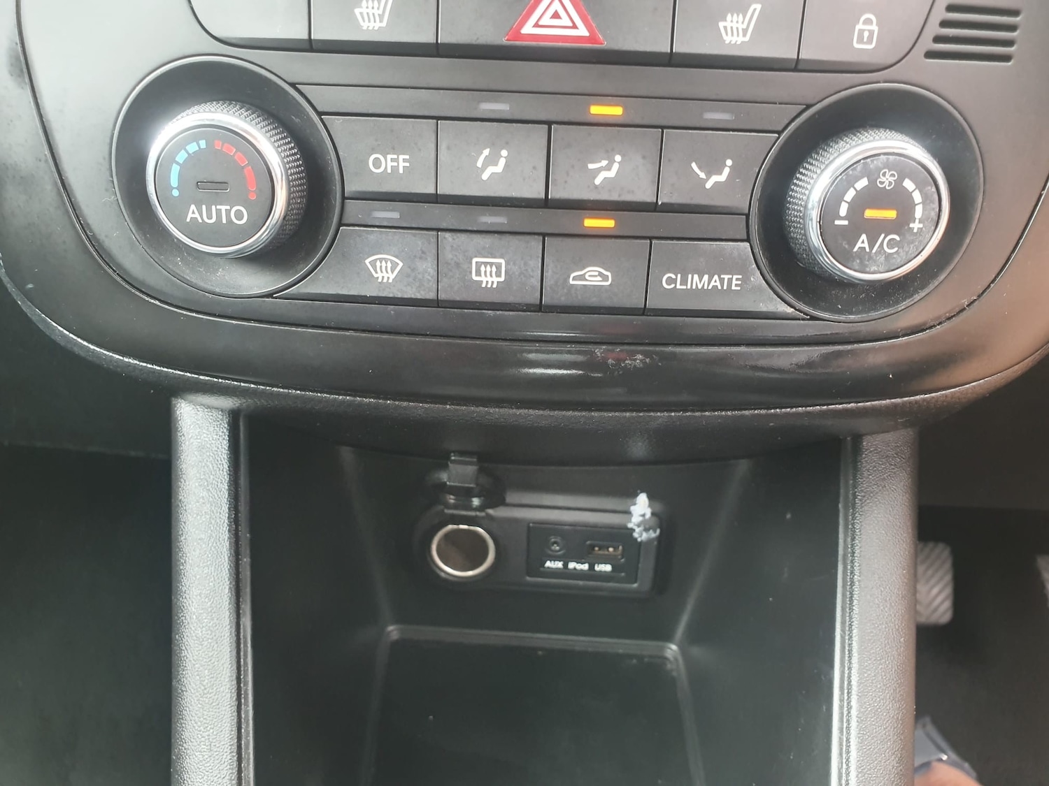 Used Kia Venga 2015 for sale - 76334658: Photo 9