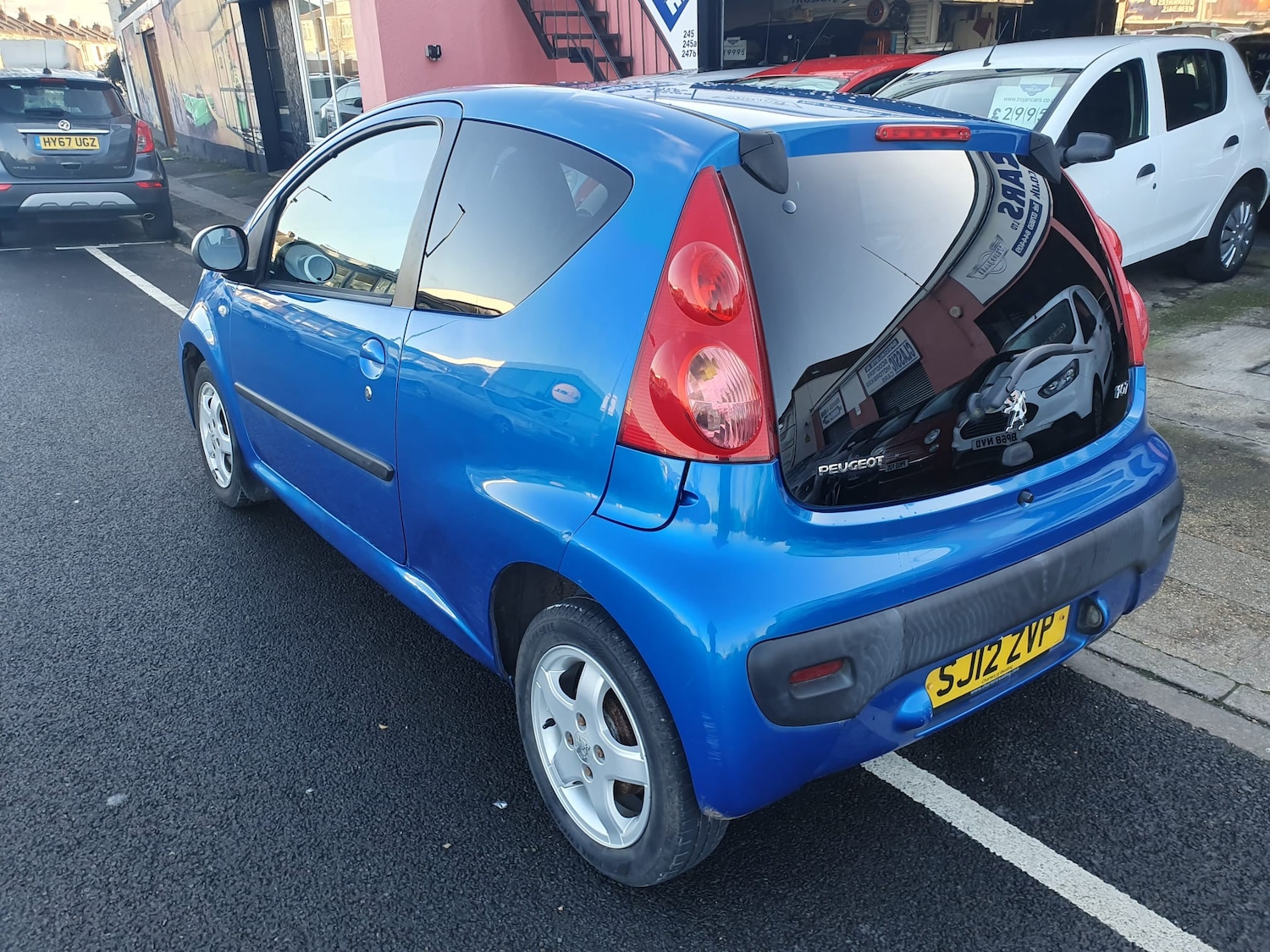 Used Peugeot 107 2012 for sale - 76691751: Photo 2