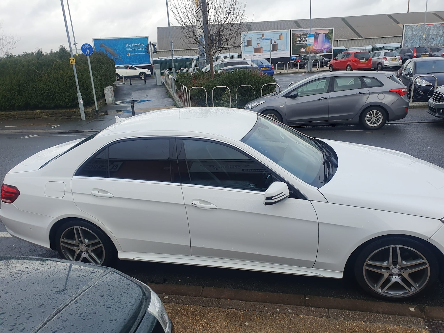 Used Mercedes-Benz E Class 2014 for sale - 77462941: Photo 4