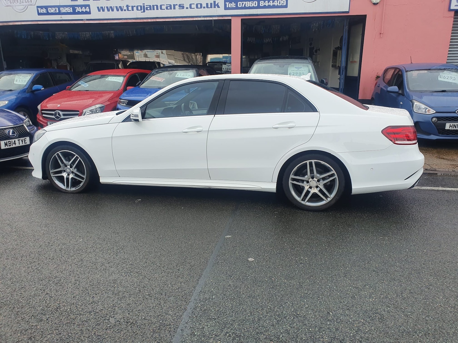 Used Mercedes-Benz E Class 2014 for sale - 77462941: Photo 5