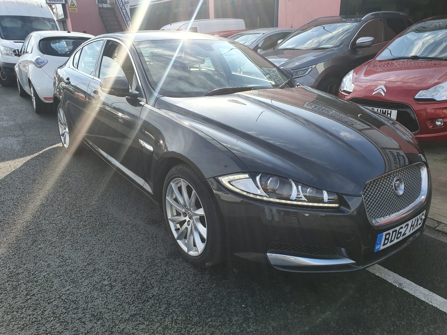 Used Jaguar XF 2012 for sale - 76505059: Photo 3