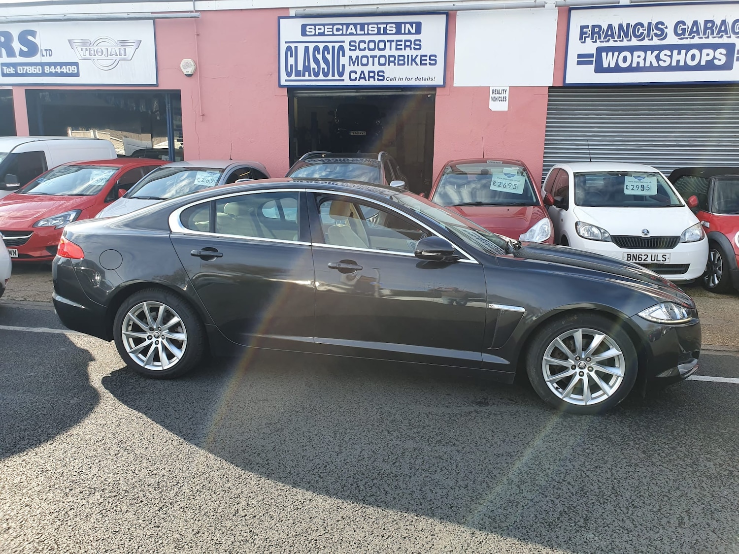 Used Jaguar XF 2012 for sale - 76505059: Photo 5