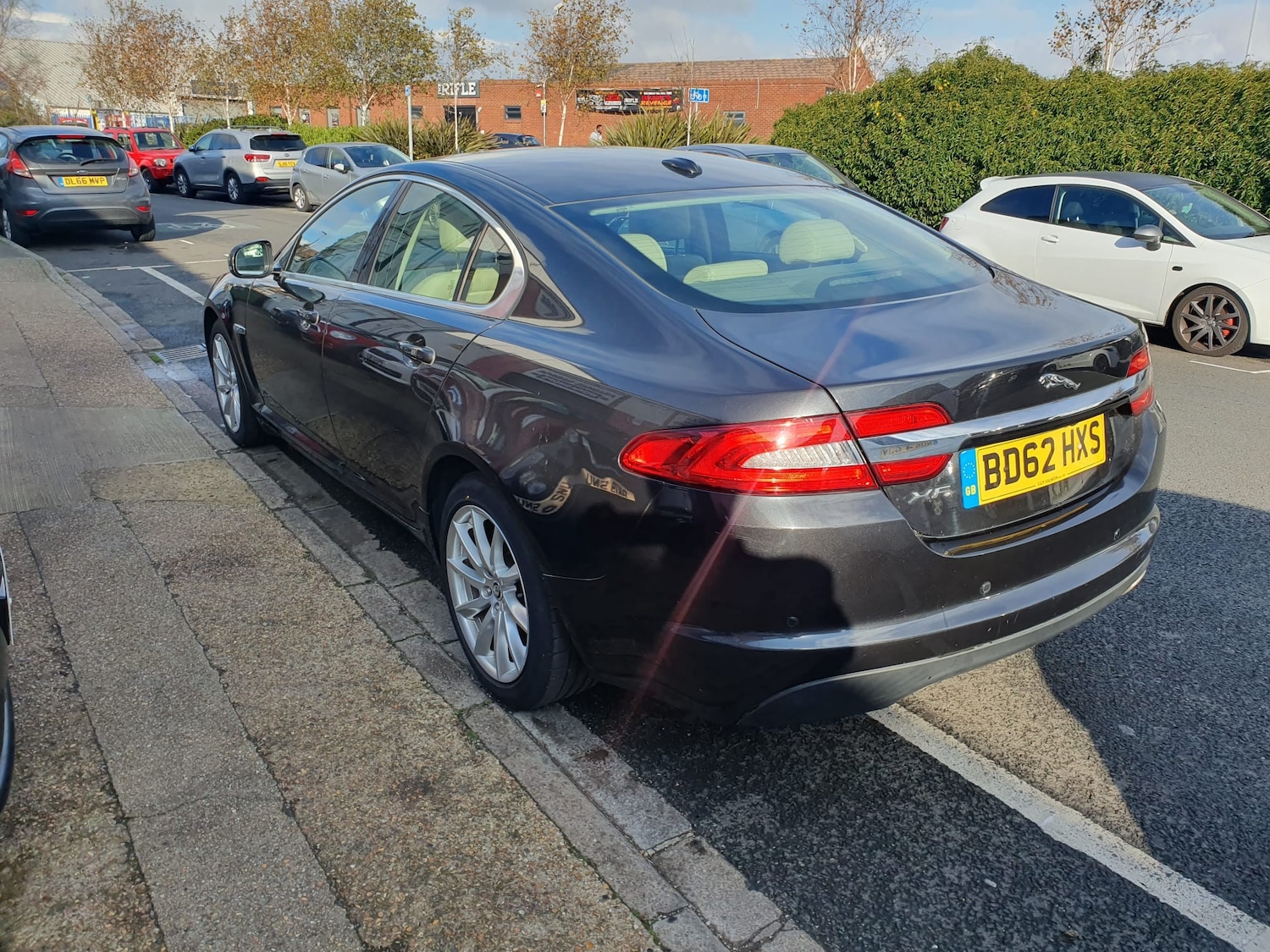 Used Jaguar XF 2012 for sale - 76505059: Photo 6