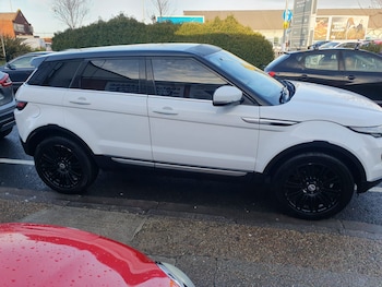 Used Land Rover Range Rover Evoque 2012 for sale - 77236213: Photo