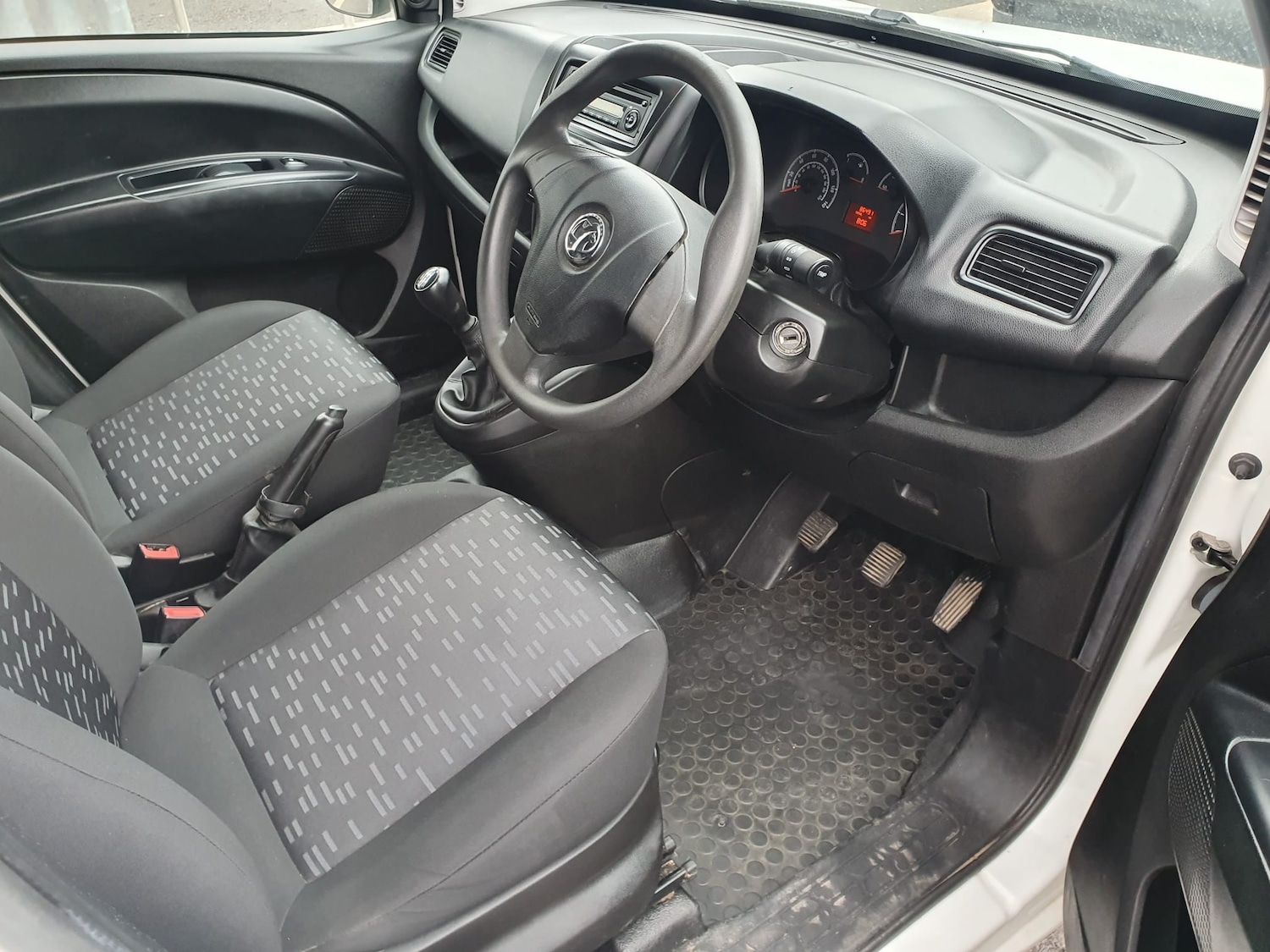 Used Vauxhall Combo 2018 for sale - 76334684: Photo 13