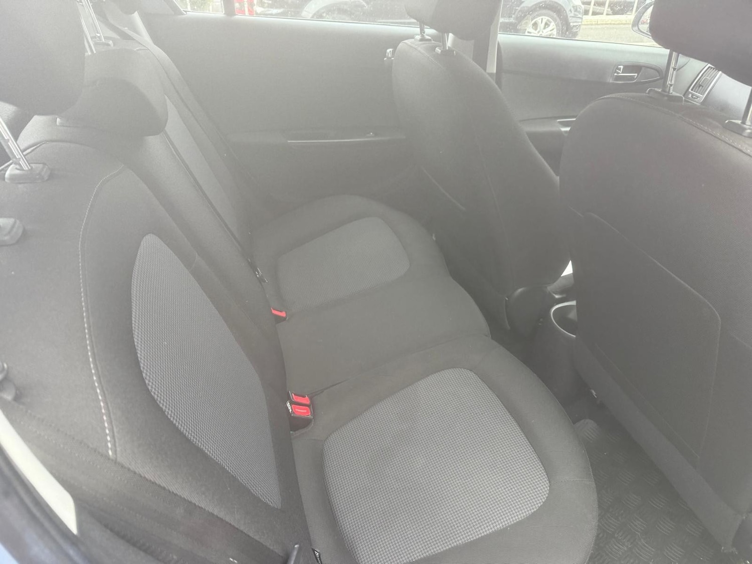 Used Hyundai i20 2013 for sale - 76480758: Photo 6