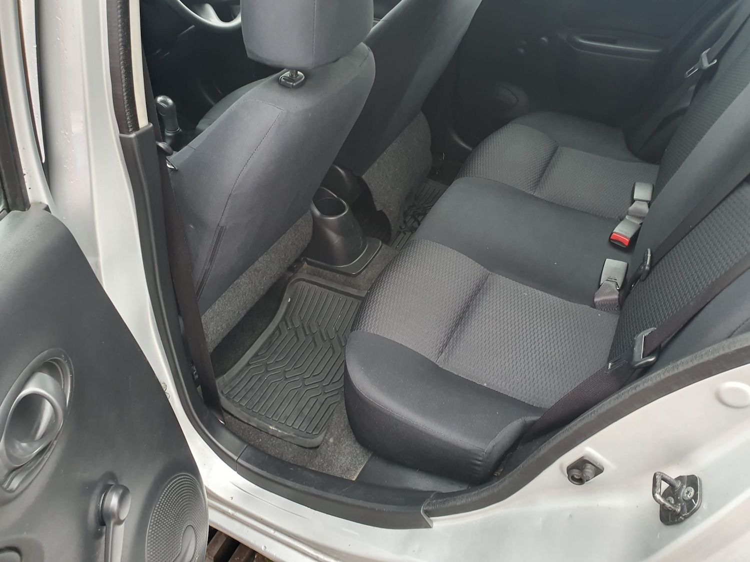 Used Nissan Micra 2011 for sale - 76731754: Photo 10