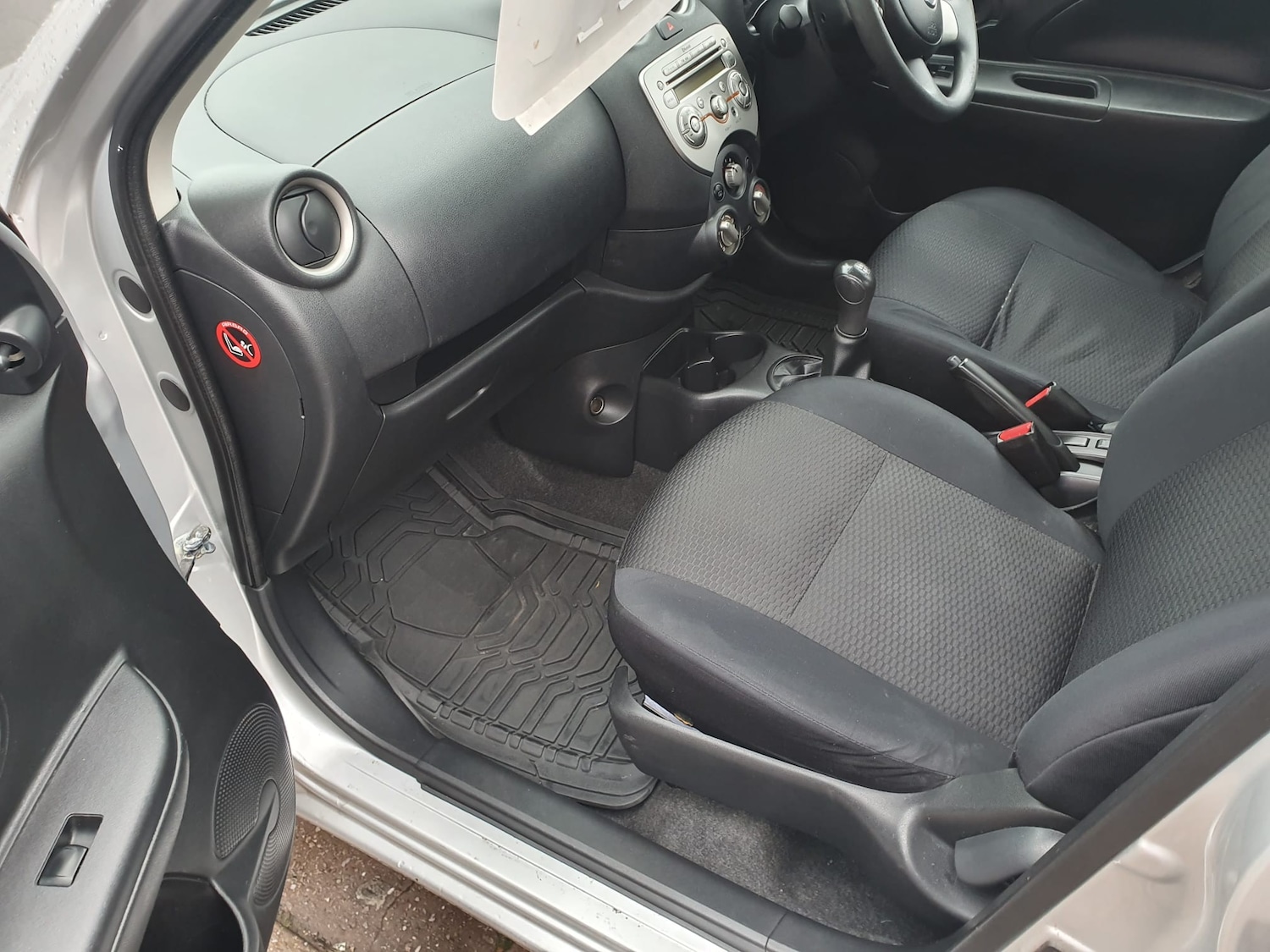 Used Nissan Micra 2011 for sale - 76731754: Photo 11