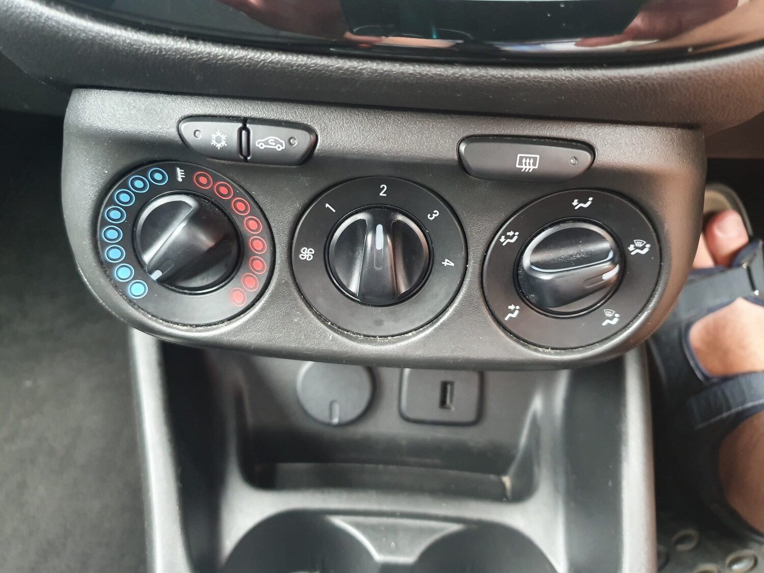 Used Vauxhall Corsa 2017 for sale - 76334580: Photo 16