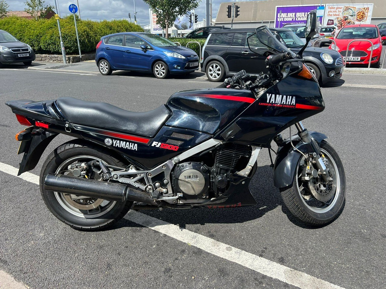 Yamaha FJ