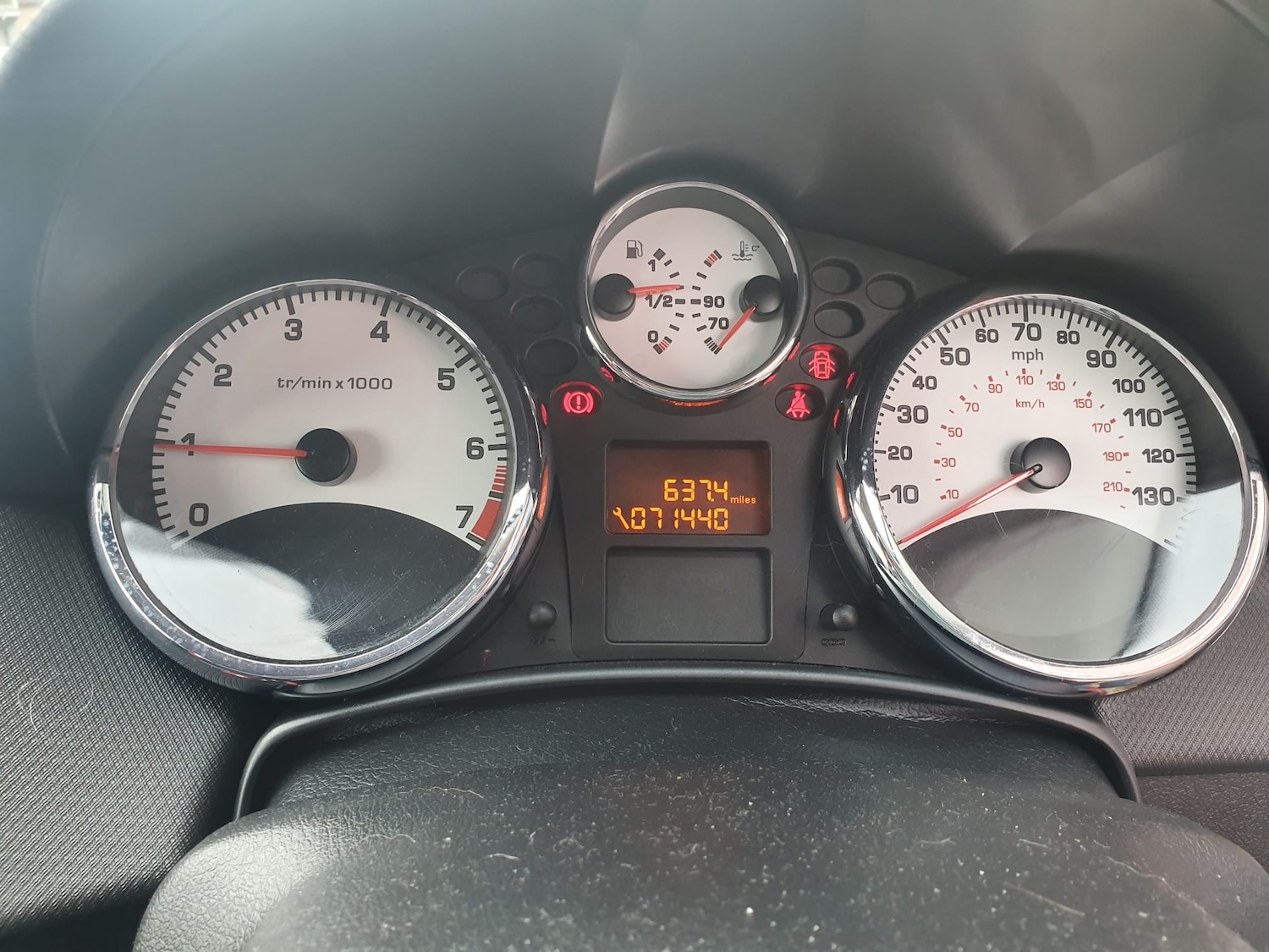 Used Peugeot 207 2010 for sale - 76863035: Photo 9