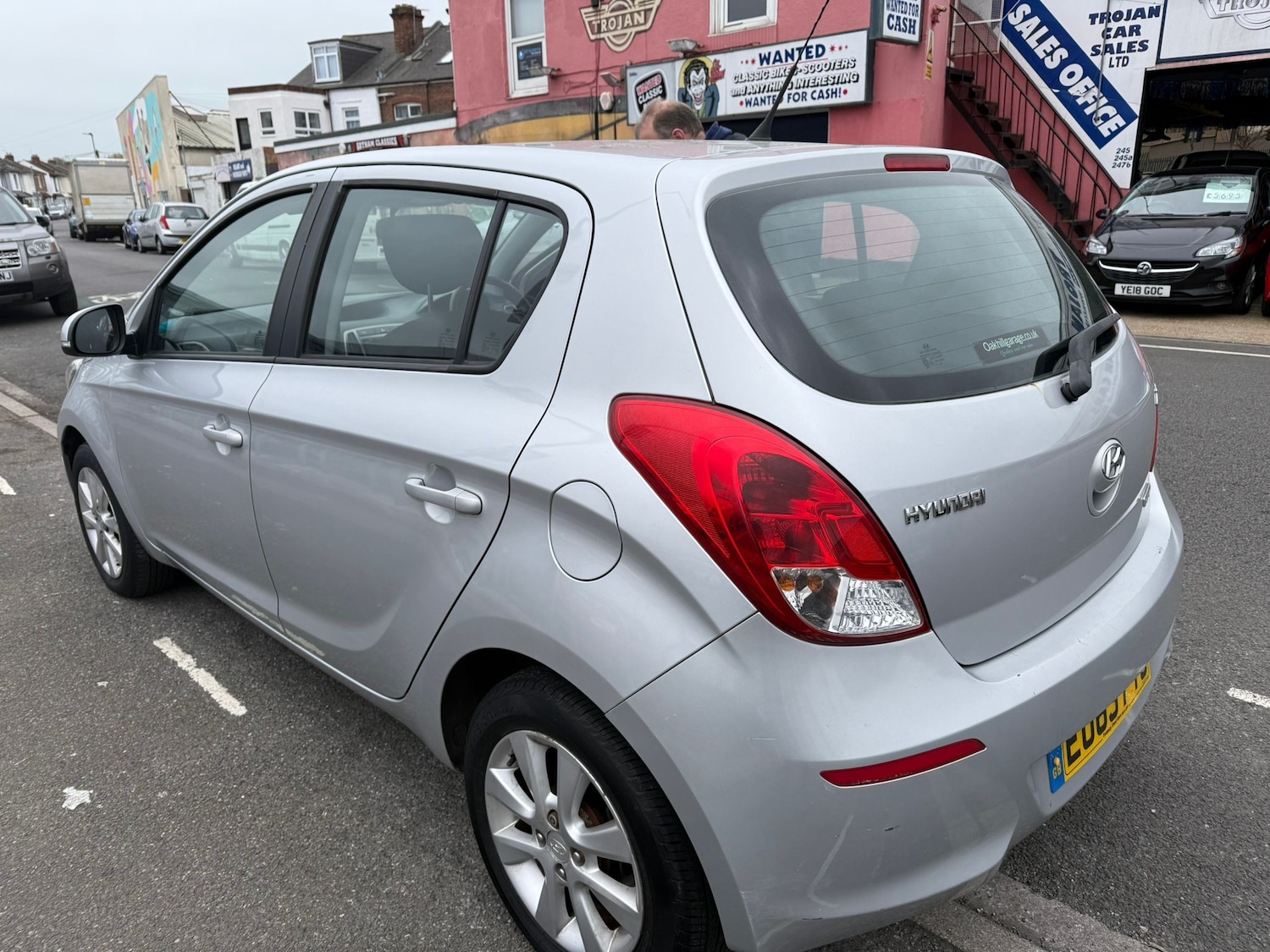 Used Hyundai i20 2013 for sale - 78003539: Photo 5