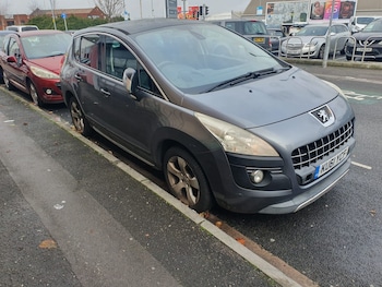 Used Peugeot 3008 2011 for sale - 76863032: Photo