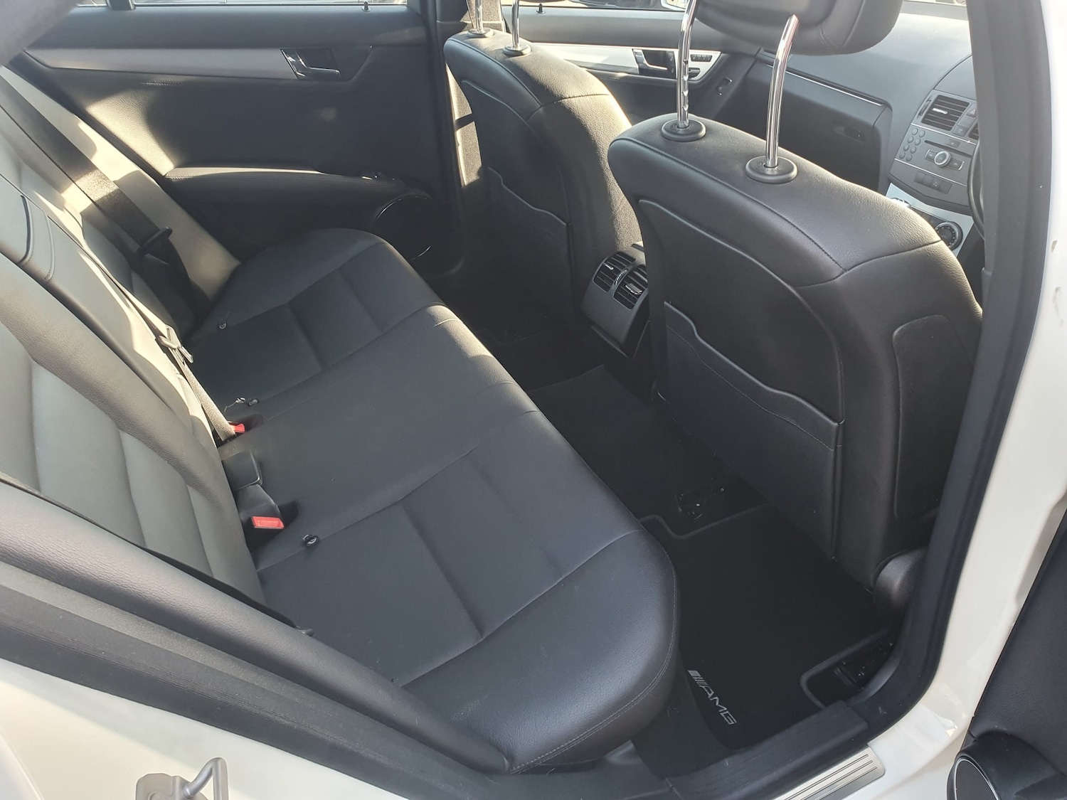 Used Mercedes-Benz C Class 2009 for sale - 76386851: Photo 10