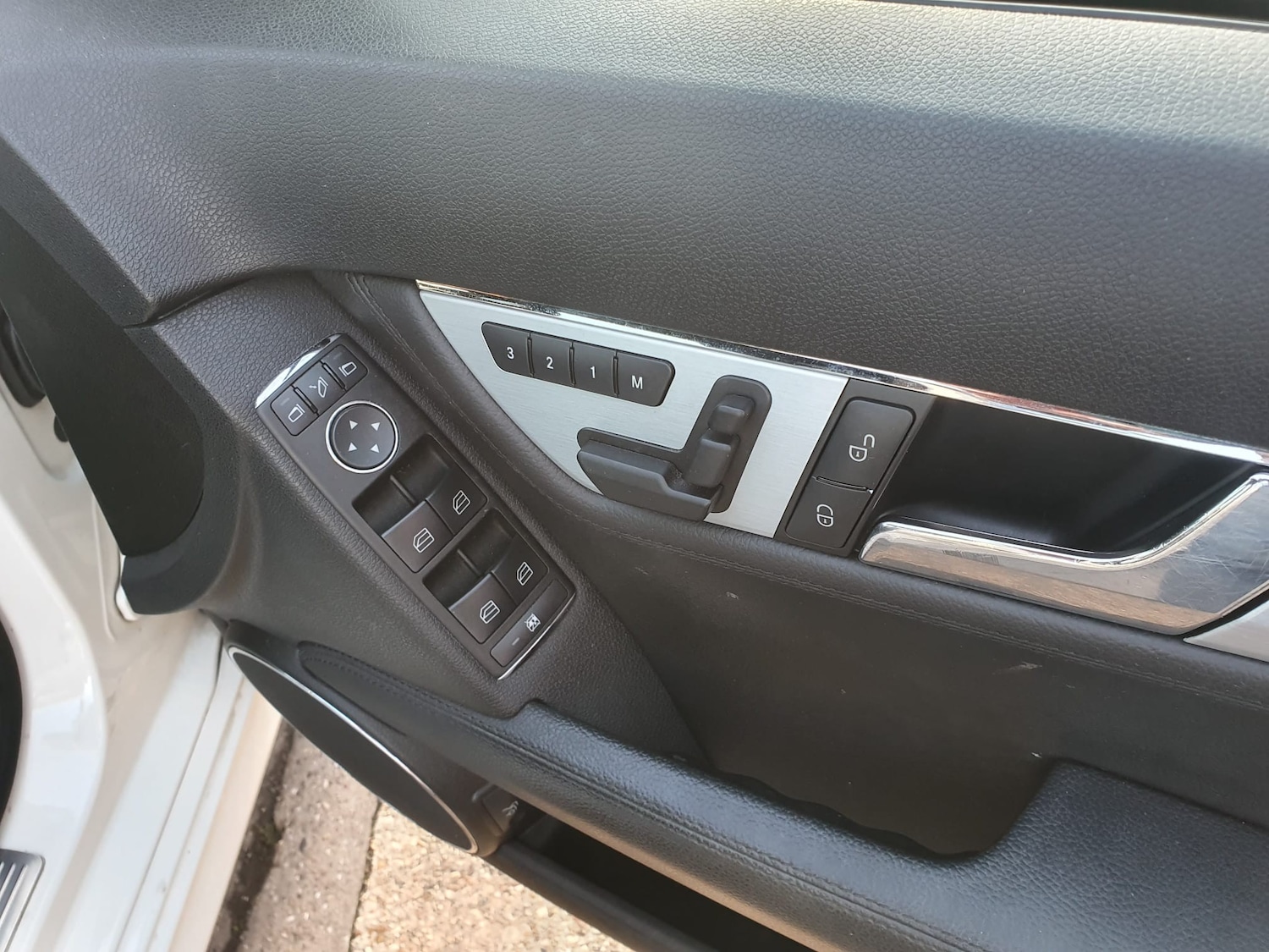 Used Mercedes-Benz C Class 2009 for sale - 76386851: Photo 15