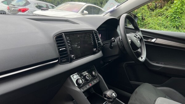 Used Skoda Karoq 2024 for sale - 75591143: Photo 2