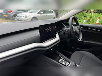Used Skoda Octavia 2024 for sale - 75946814: Photo