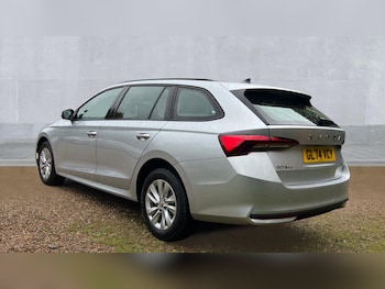 Used Skoda Octavia 2024 for sale - 75946814: Photo