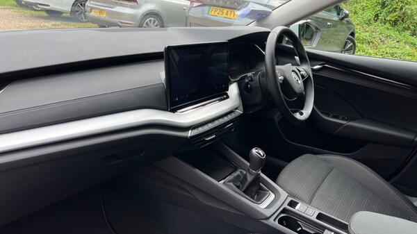 Used Skoda Octavia 2024 for sale - 75735204: Photo 2
