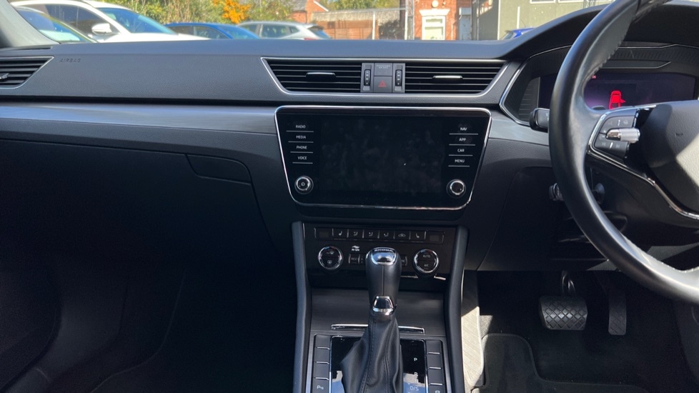 Used Skoda Superb 2022 for sale - 76104115: Photo 13