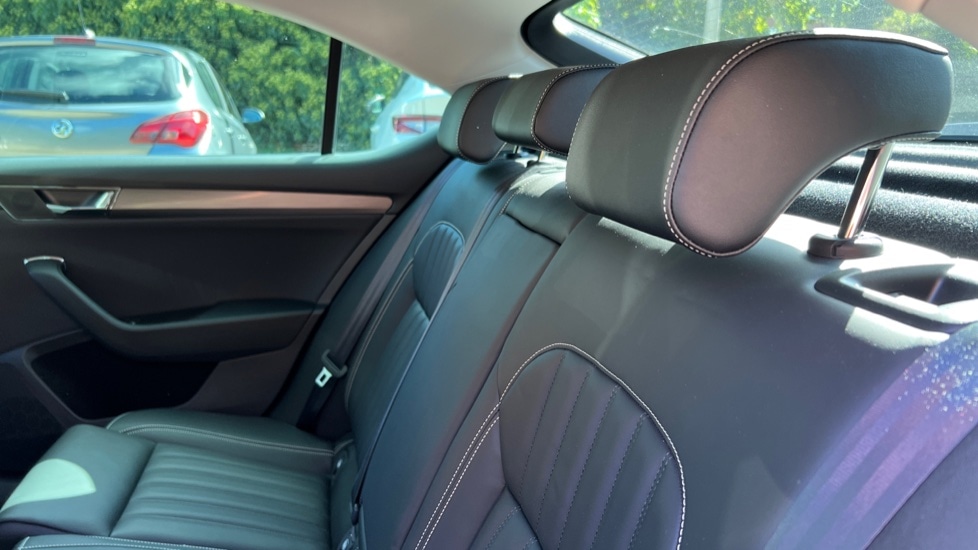 Used Skoda Superb 2022 for sale - 76104115: Photo 15