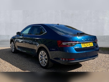 Used Skoda Superb 2022 for sale - 76104115: Photo 3