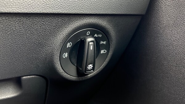Used Skoda Karoq 2024 for sale - 76104177: Photo 26
