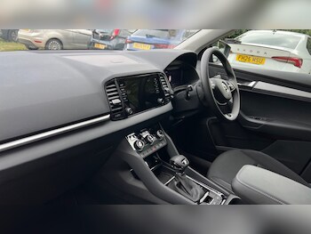 Used Skoda Karoq 2024 for sale - 76104177: Photo