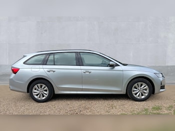 Used Skoda Octavia 2025 for sale - 75404057: Photo