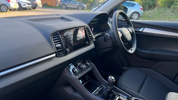 Used Skoda Karoq 2025 for sale - 74235801: Photo 2