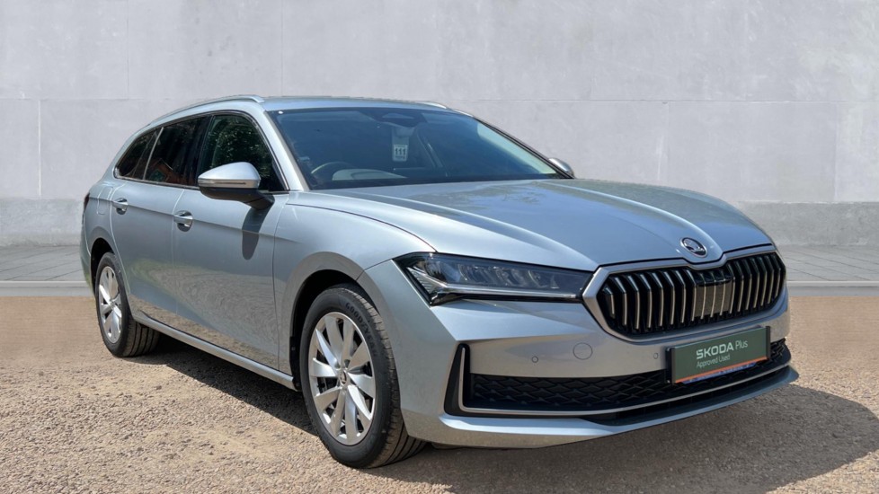 Used Skoda Superb 2024 for sale - 76180173: Photo 1