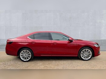 Used Skoda Superb 2025 for sale - 76161427: Photo 4