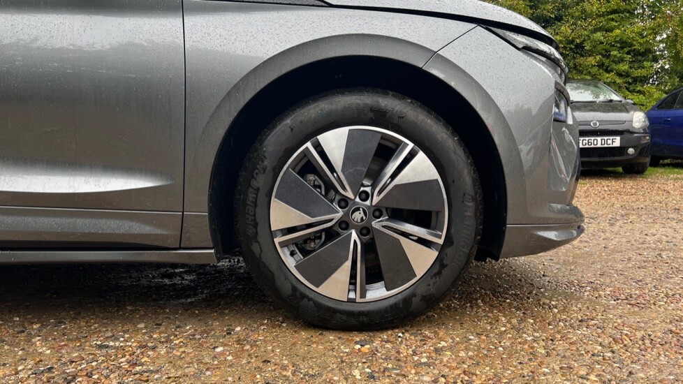 Used Skoda Enyaq 2025 for sale - 76289688: Photo 20