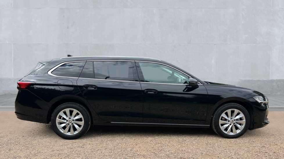 Used Skoda Superb 2024 for sale - 76074258: Photo 4