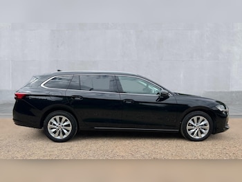 Used Skoda Superb 2024 for sale - 76074258: Photo 4
