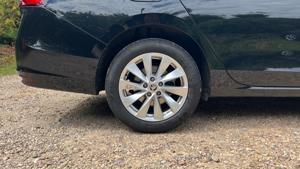 Used Skoda Superb 2024 for sale - 76074258: Photo 5