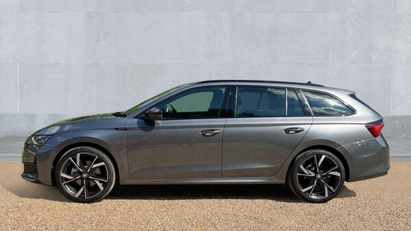 Used Skoda Octavia 2025 for sale - 75134161: Photo 9