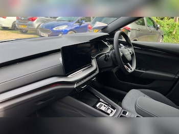 Used Skoda Octavia 2025 for sale - 76190936: Photo 2