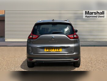 Used Renault Grand Scenic 2017 for sale - 75843671: Photo