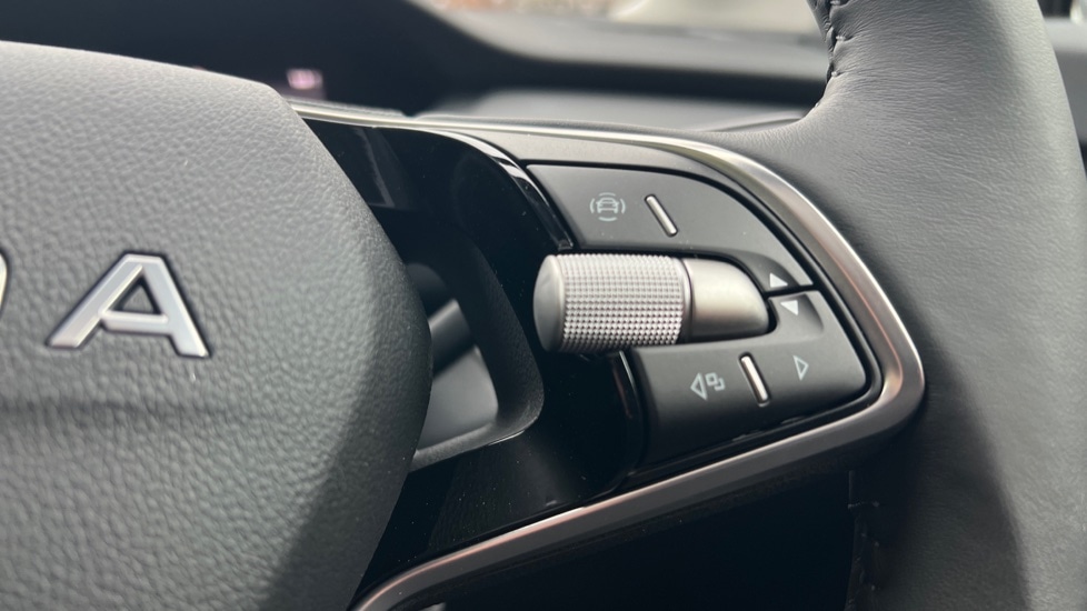 Used Skoda Enyaq 2025 for sale - 76154901: Photo 26