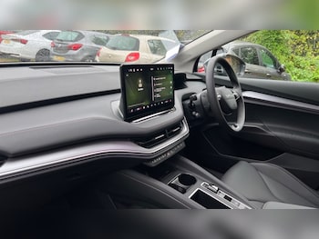 Used Skoda Enyaq 2025 for sale - 76154901: Photo 2