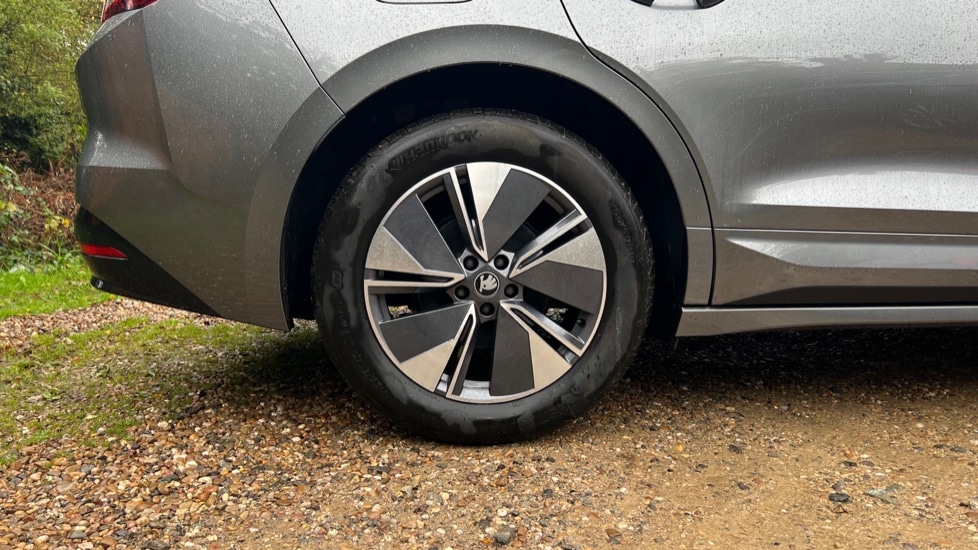 Used Skoda Enyaq 2025 for sale - 76154901: Photo 5